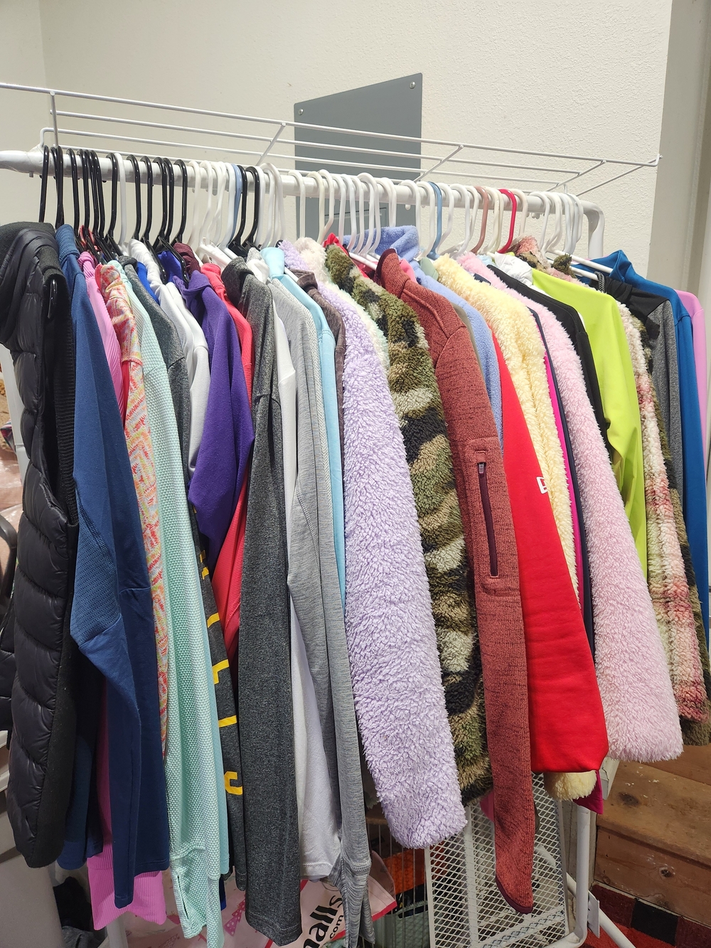 NAME BRAND CASUAL WEAR, WORK OUT OR OTHER USE, HALF/FULL ZIP UP LONG SLEEVE.